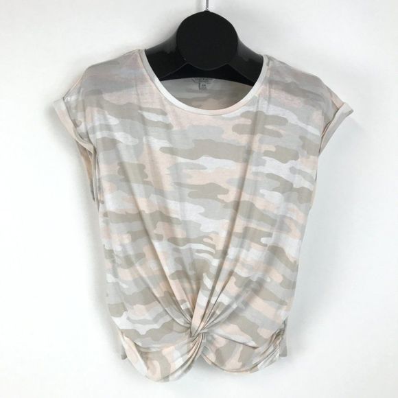 Lucky Brand Tops - Lucky Brand Twist Front Camo Tee Women's Size Medium Cap Sleeves Crew Neck
